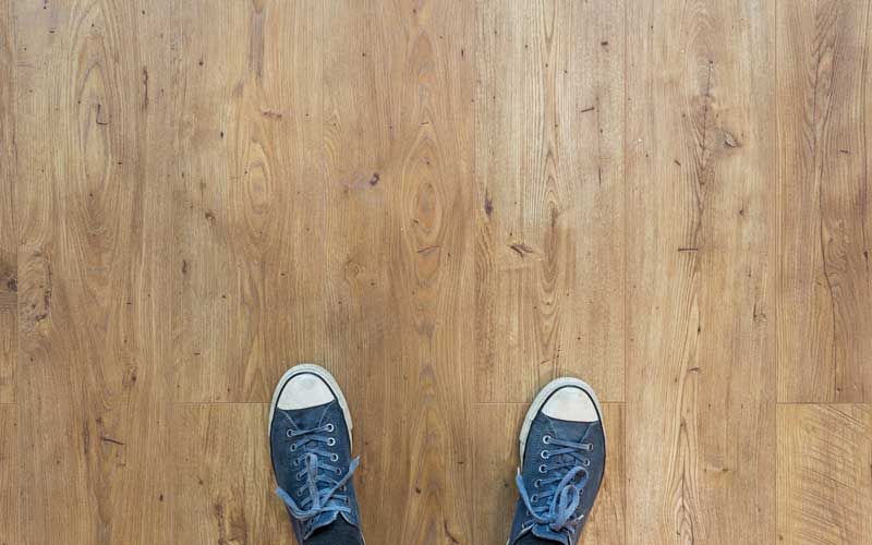 چرا لمینیت صدا می دهد؟